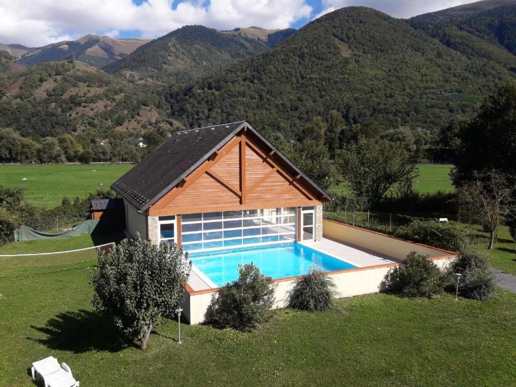 Le Nid Douillet Du Pic D'Aran Apartamento Bagnères-de-Luchon Exterior foto