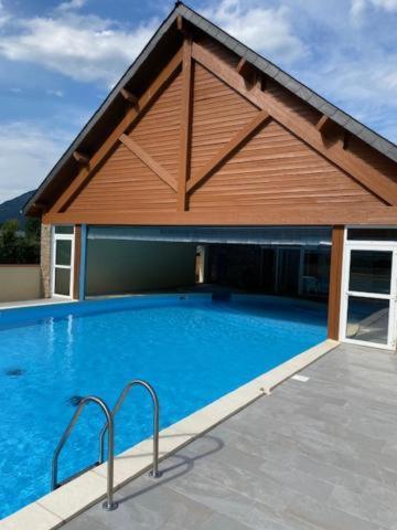 Le Nid Douillet Du Pic D'Aran Apartamento Bagnères-de-Luchon Exterior foto